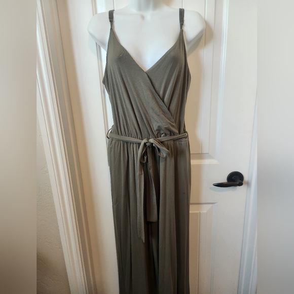 Becaal Sage Vneck Wrap Front Belted Jumpsuit Romper Size Large NWOT - Picture 7 of 8